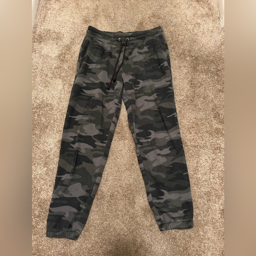 camo sweatpants